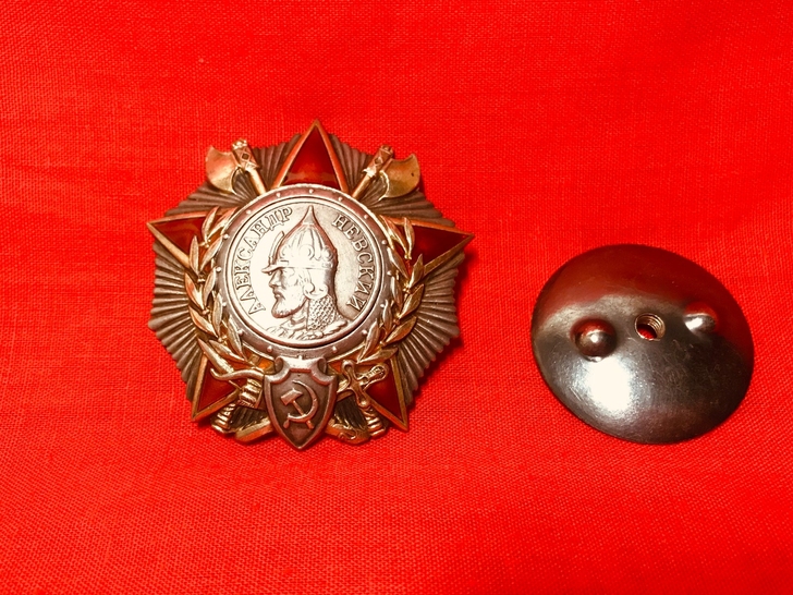 已出留念 对日亚历山大涅夫斯基勋章 横渡黑...