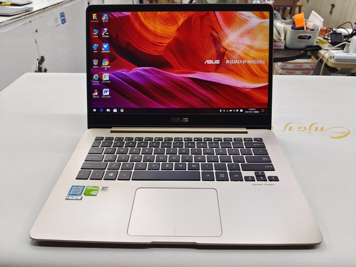 华硕 灵耀U4100 I5 8+256G独...