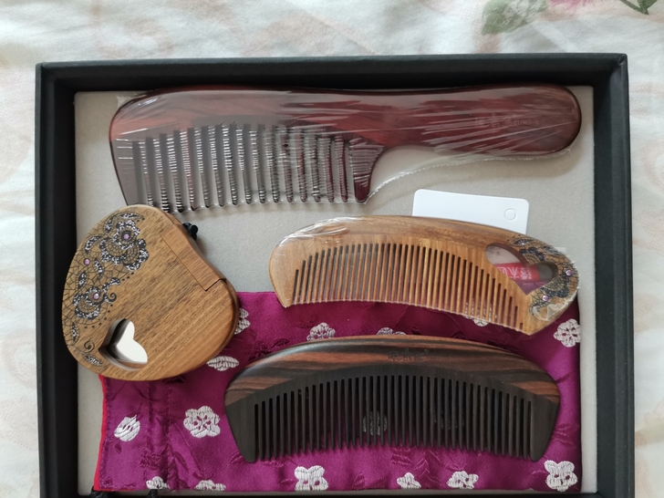 谭木匠 全新的木梳和镜子 女人心 黑檀玉檀...