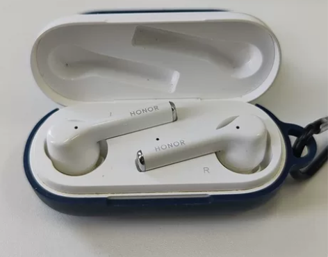 荣耀flypods3，自用两年左右85新，...