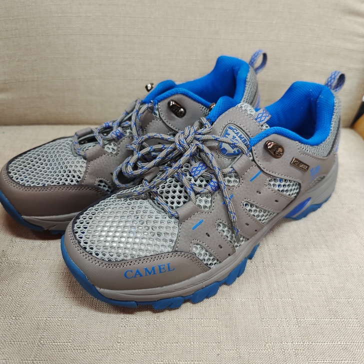 42码骆驼新款男鞋运动鞋一双，售后鞋特价出