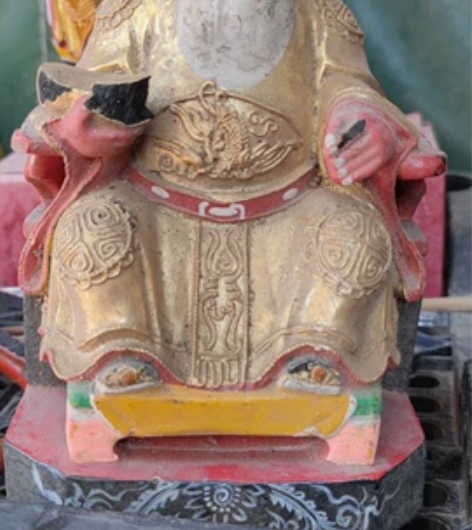 旧木雕。财神土地公两尊。高约21公分。双十...