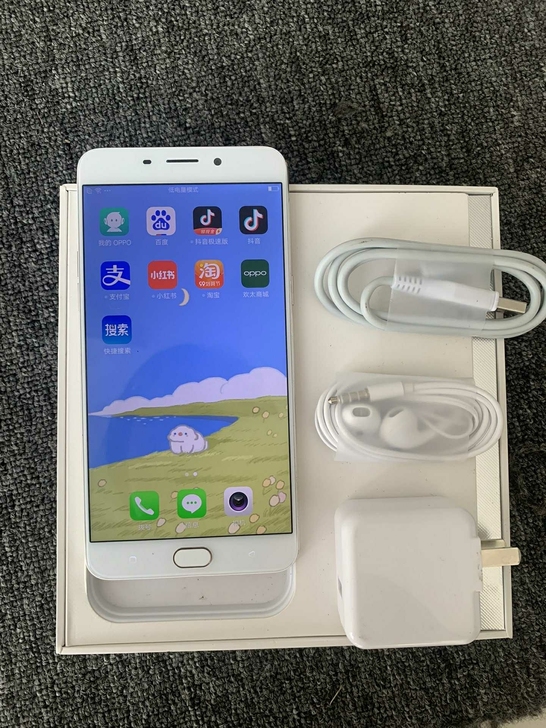 oppor9plus 手机,女生自用 备用...