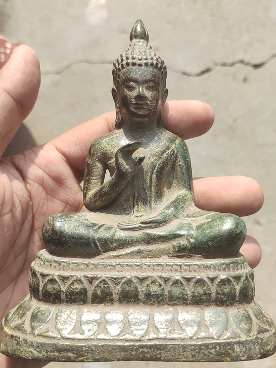清中期鎏金铜佛像,高16厘米,包老保真,无...