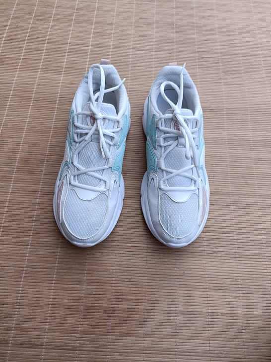 40码   鸿星尔克女运动鞋       ...