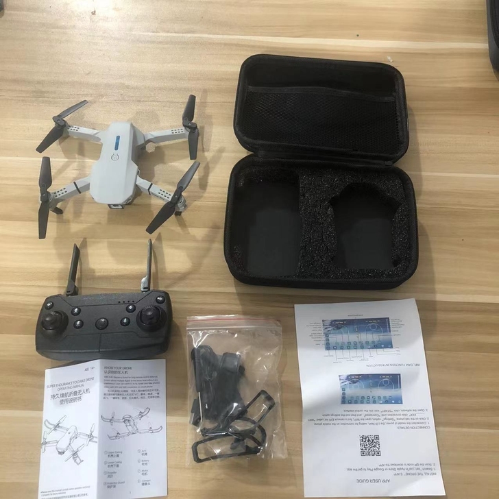 玩具无人机航拍单摄像头4K高清遥控直升机折...