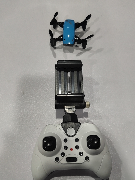 全新折叠四轴飞行器带摄像头哦2.4频率超控...