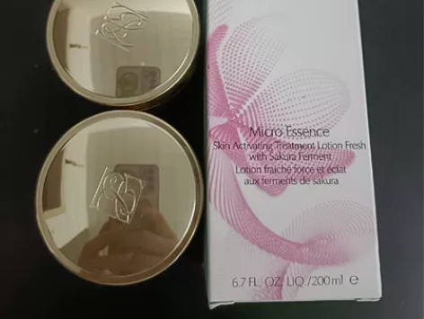 雅诗兰黛智妍面霜30ml两个，雅诗兰黛樱花...