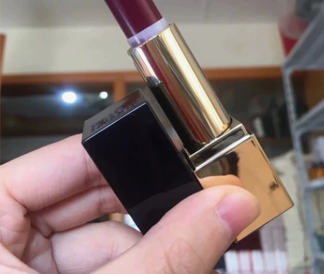 雅诗兰黛倾慕口红唇膏450梅子色 车厘子色...