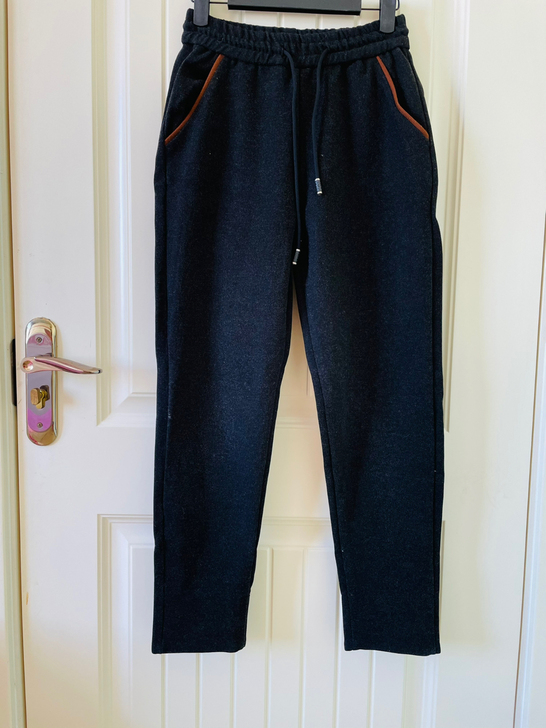 休闲裤!M码松紧布腰适合2尺到2.1腰围的...