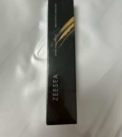 滋色多效睫毛膏 感兴趣的话点“我想要”和我...