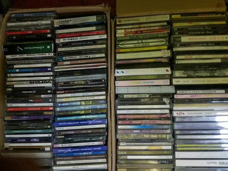 闲置的一些日本园板cd, 2元一张,流行摇...