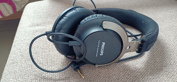飞利浦shl3565bk头戴式耳机成色如图...