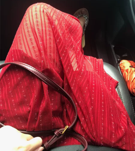 短袖连衣裙 丝质。 L码，我妈给我买的，买...