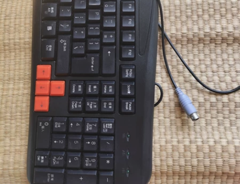 deiog键盘 德意龙键盘 品相不错！圆口...