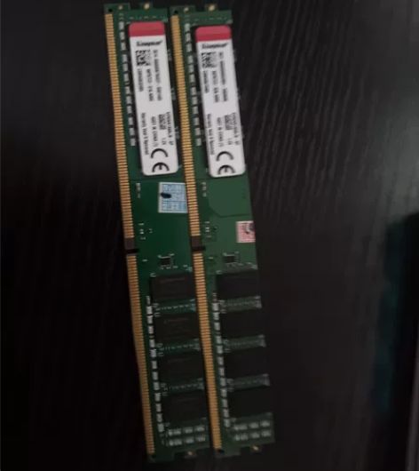 ddr4 8GX2 2666 和另外两条内...