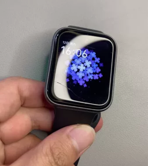 魅族智能手表 85新，屏幕划痕  边框细微...