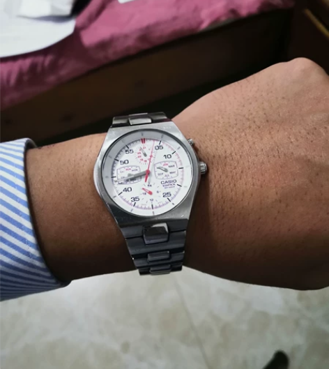 正品卡西欧CASIO手表 原装钢链男表EF...