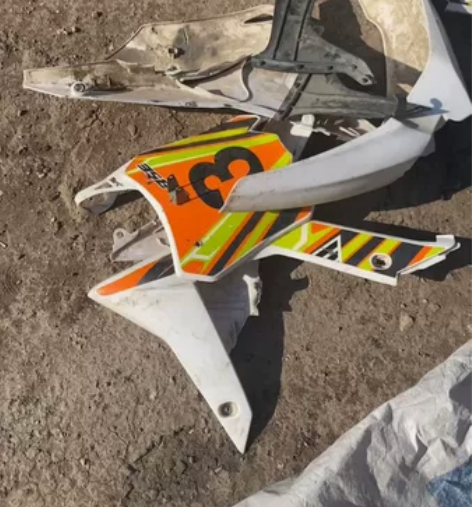 越野摩托车外壳一套都有副车架也在原来是J4...