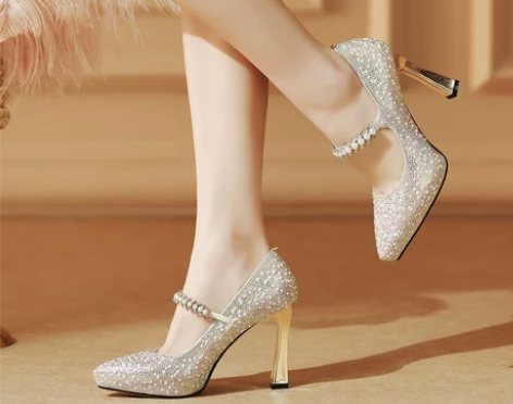 水钻防水台高跟鞋女一字扣2021春季新款时...