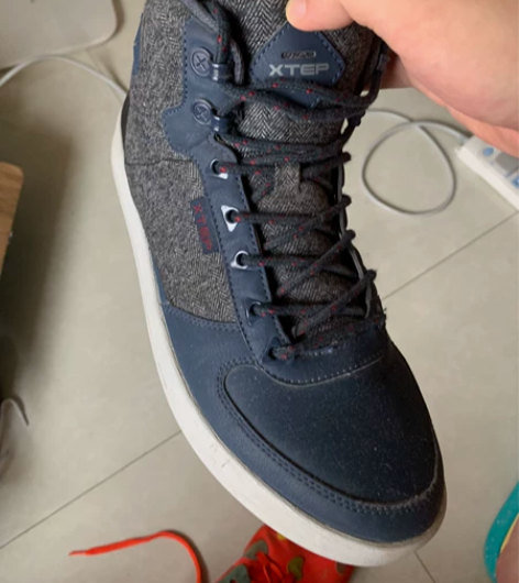 特步高帮 43码 很久的鞋一直没怎么穿 便...