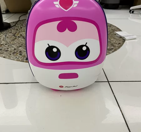 全新必胜客儿童拉杆箱 非常可爱,全新没有用...