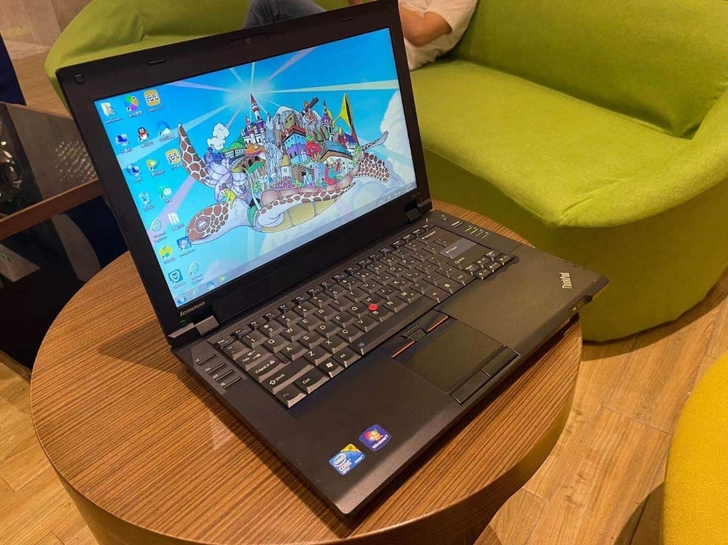14寸联想8g内存、256g固态硬盘Thi...