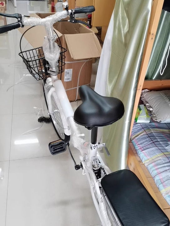 全新 全新自行车,刚买回来一个月新的,就试...
