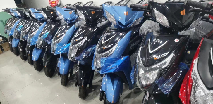 全新定制外卖车，开启租车模式，资金周转不开...