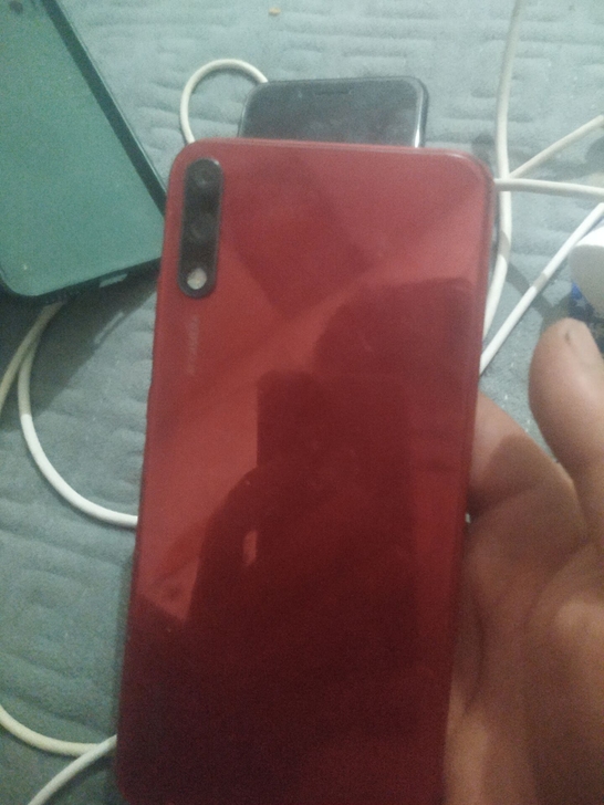 华为畅享10  4加64   无拆修功能正...