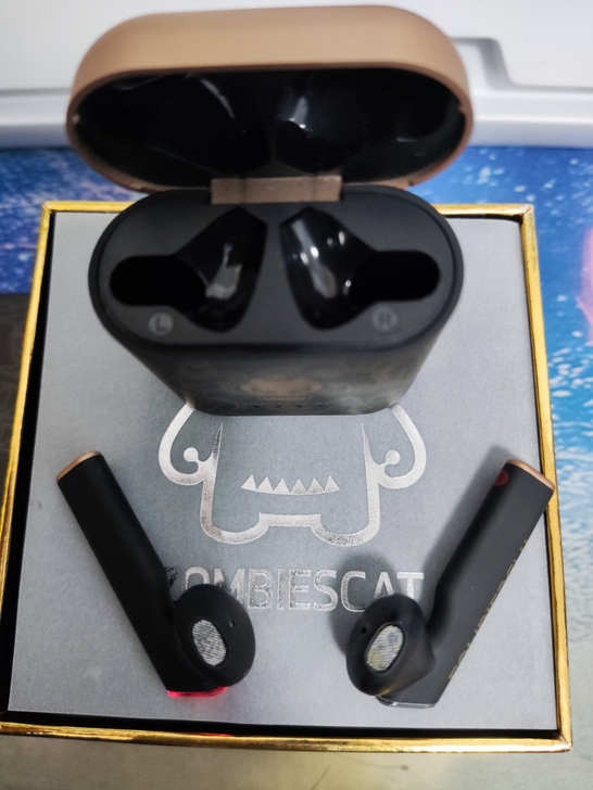 森麦魔鬼猫联名款蓝牙耳机，森麦zct3蓝牙...