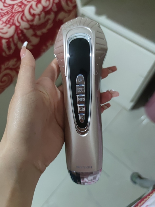 金稻美容仪 9907  未使用 只拆了快递...