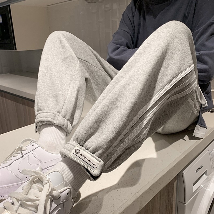 休闲裤束脚三条杠高街嘻哈潮流薄款不加绒