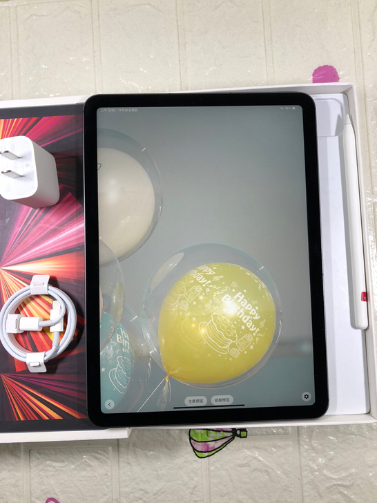 96新在保充电1次iPad Air4代（2...