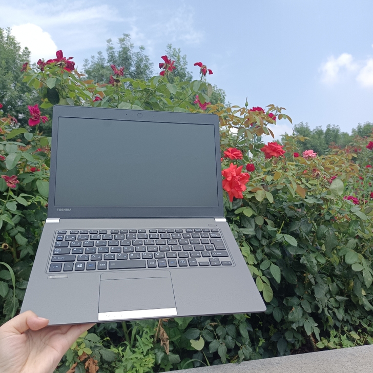 东芝笔记本超薄本 13.3寸 几乎全新 超...