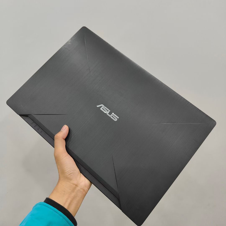 华硕飞行堡垒系列FX63VM