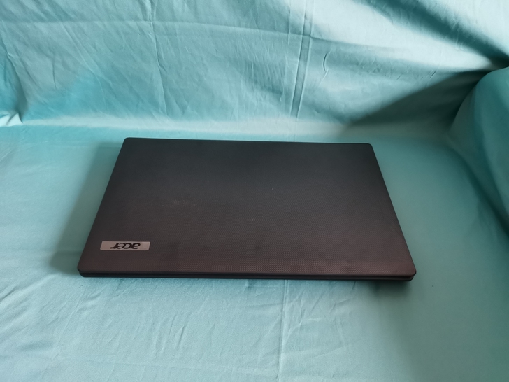 宏基笔记本，宏基战将版本，17.2英寸巨无...