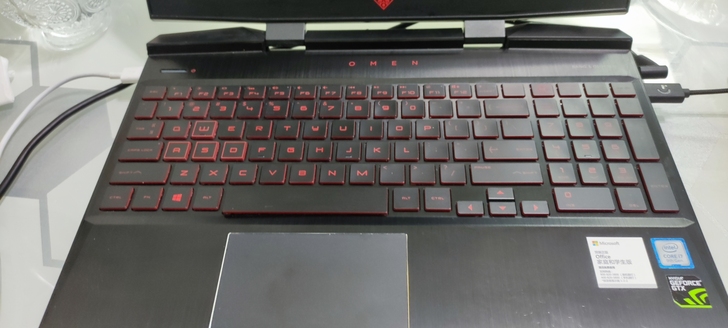 暗影精灵5  处理器 i7-9750h 显...