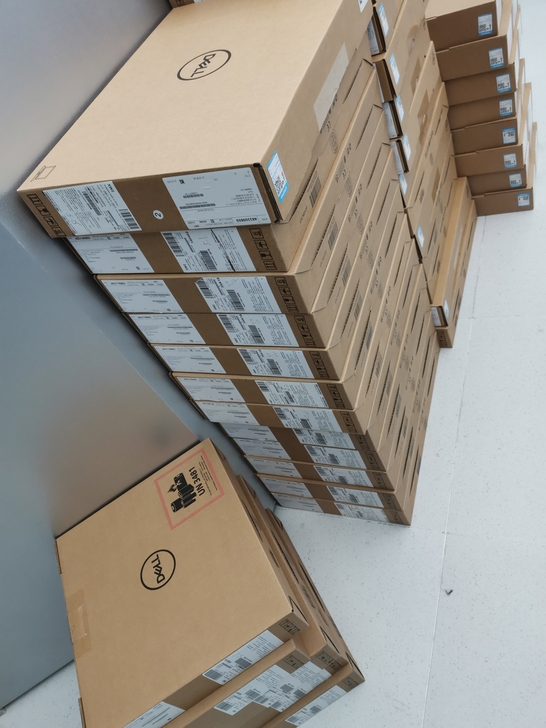 戴尔电脑箱子，有13寸14寸15寸箱子，量...