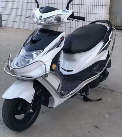 二手摩托车，踏板车，女装车到货雅马哈迅鹰1...