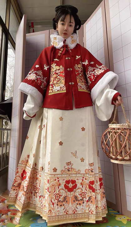 玉术【虎戏金鳞】原创汉服女明制披袄加绒加厚...