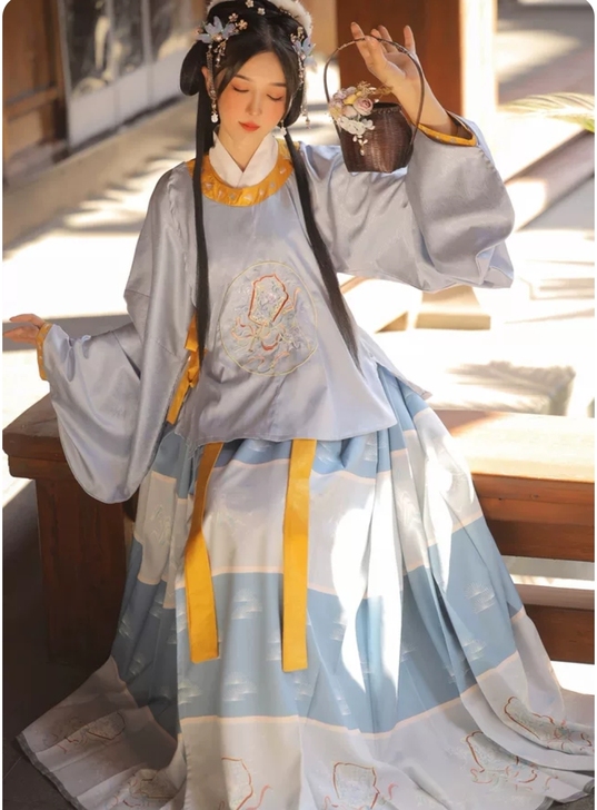 汉服玉术玉术原创汉服女明制圆领袍补服短衫袄...