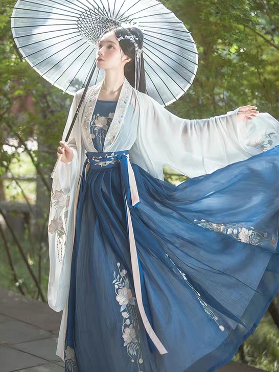 桔屿正品原创汉服女解语对襟齐腰襦裙重工刺绣...