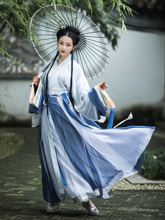 柒邑 仅隔衣试穿xL，半退坑出