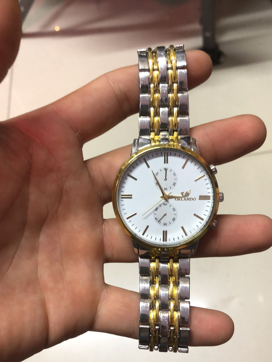 手表就带一回，，走字走字走字，便宜