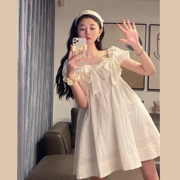 连衣裙~白色超好看~