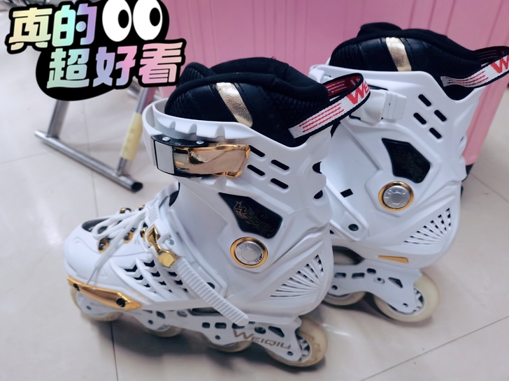 用了三四次，基本全新，社团纳新买的，摔了很...