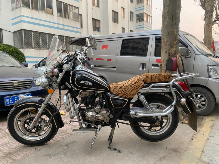 太子摩托车，力帆150摩托车，全部原版，才...