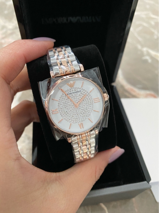 阿玛尼手表阿玛尼满天星手表女款，生日朋友送...