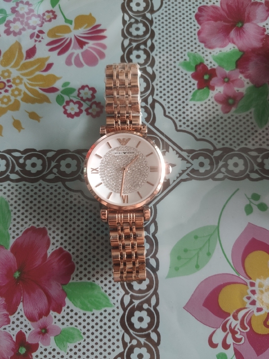 满天星手表,玩具表,功能不知,没试过,成色...